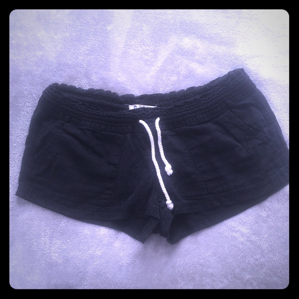🌸ROXY short shorts smocked waistband🌸